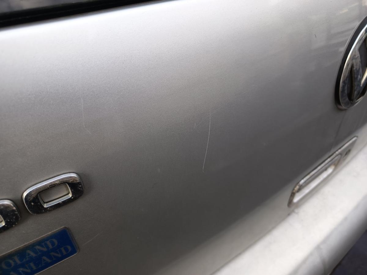 VW Lupo original Heckklappe mit Scheibe Deckel hinten R7X Mondsilber Bj 2000