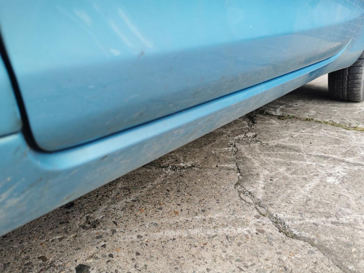 Ford KA RU8 Fahrertür Tür Autotür Rohbautür vorn links Scuba Blau KRATZER