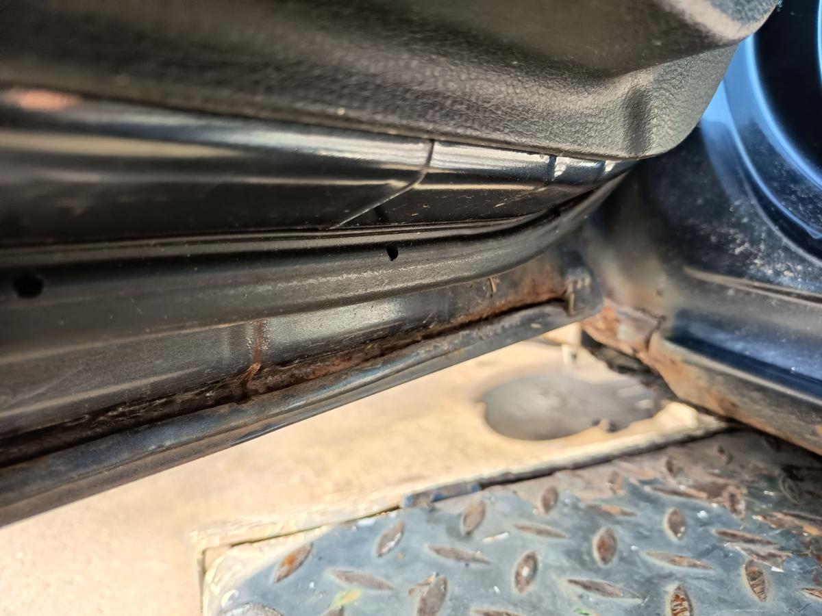 Mazda 2 DY original Tür vorn links Fahrer 33T Seegrau Bj 2006