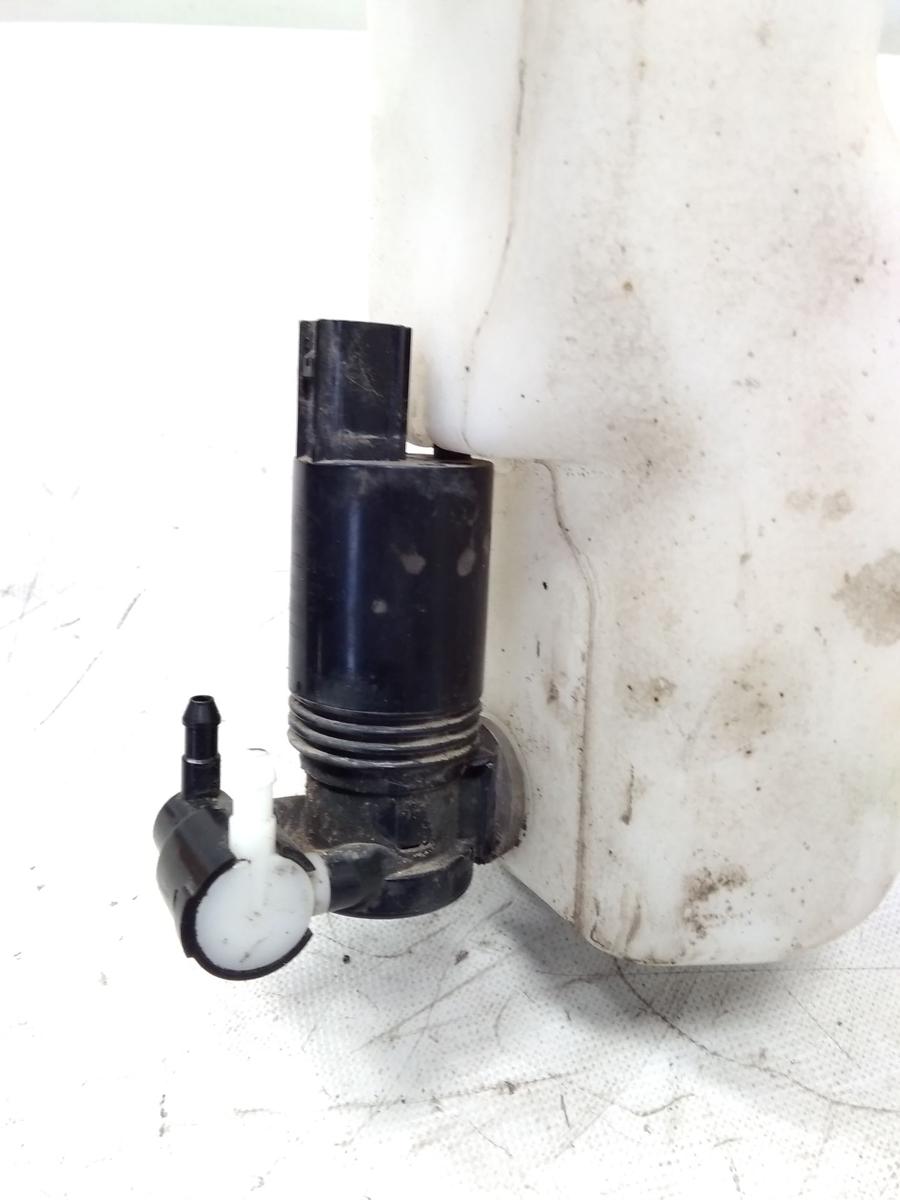 Ford Fiesta JA8 orig. Scheibenwaschwasserbehälter mit Pumpe BJ2010 8A6117B613AE