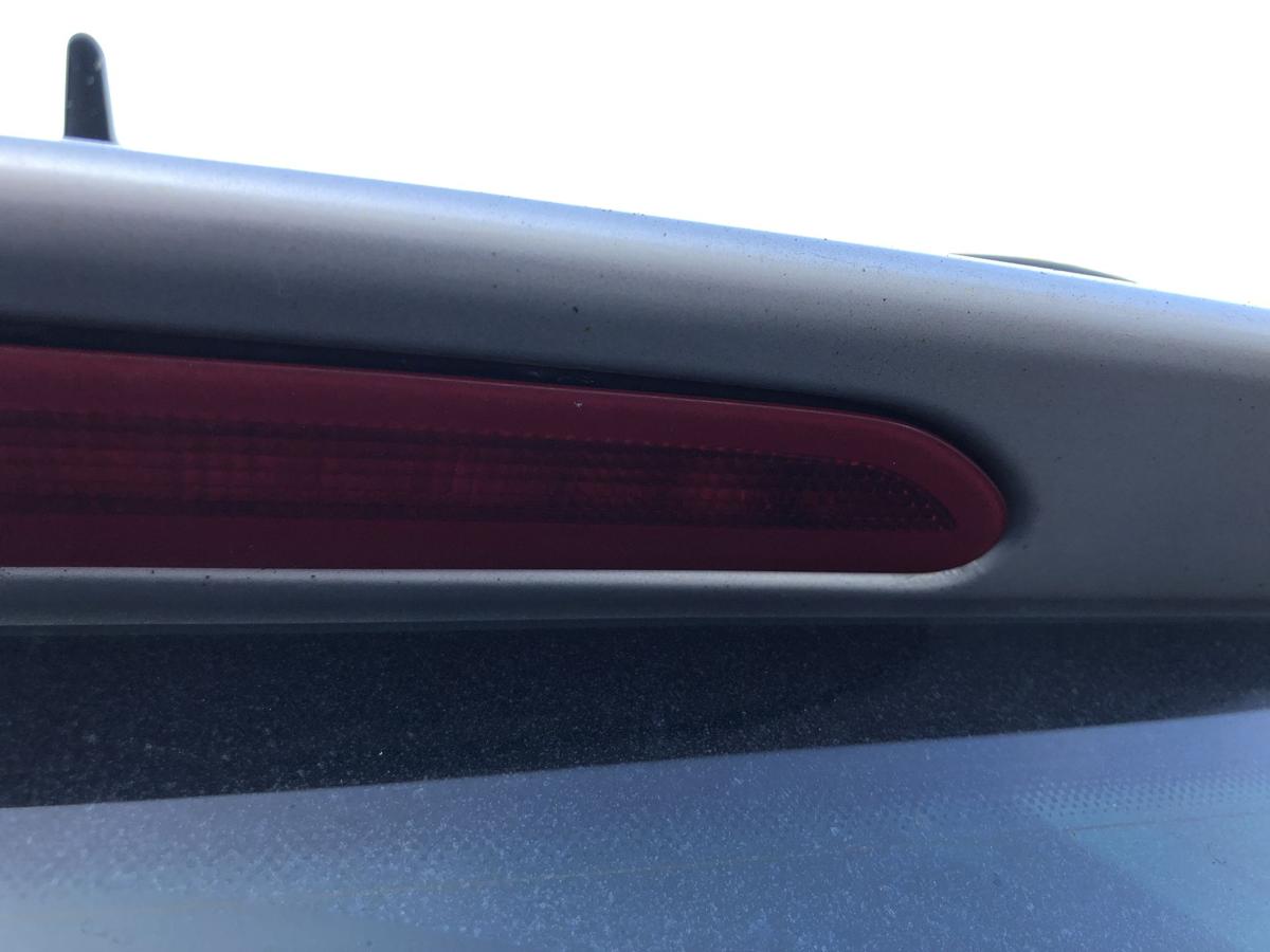 VW Passat 3C B6 Heckklappe mit Heckscheibe Kombi Variant Rostblasen LA7W silber