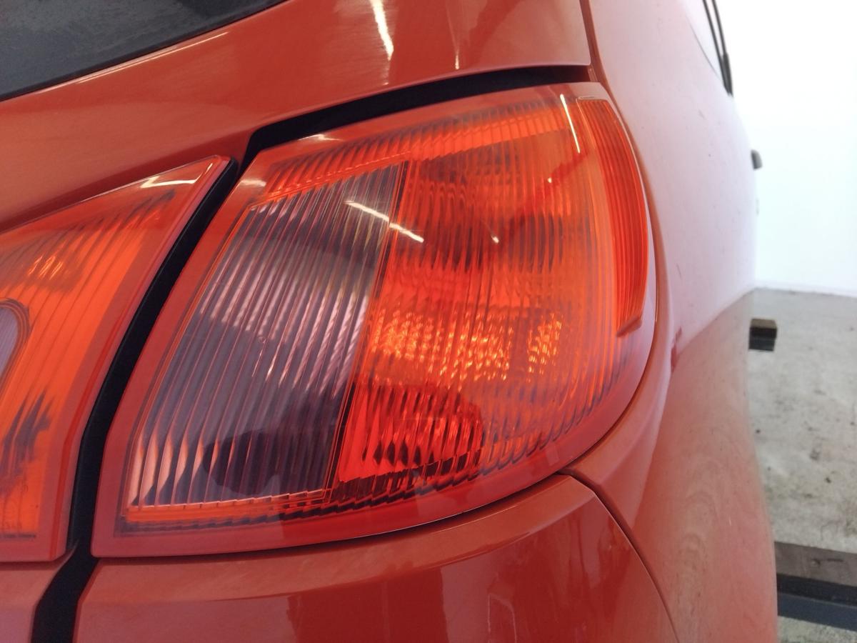 Mitsubishi Colt Z30 3t&uuml;rig orig. R&uuml;ckleuchte Schlussleuchte rechts aussen BJ2005