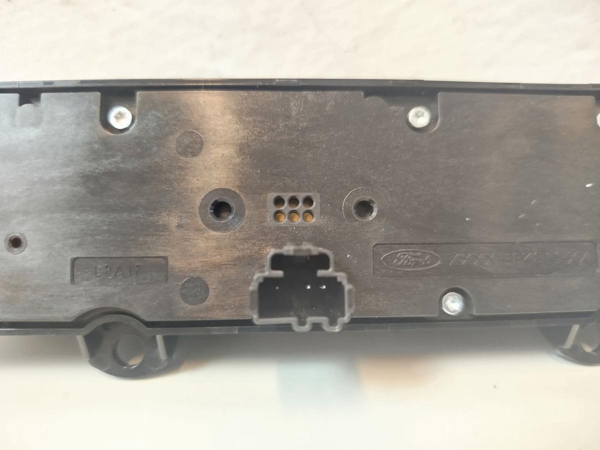 Ford KA Plus Bedieneinheit Radio Radio Control Abdeckleiste Bedienteil