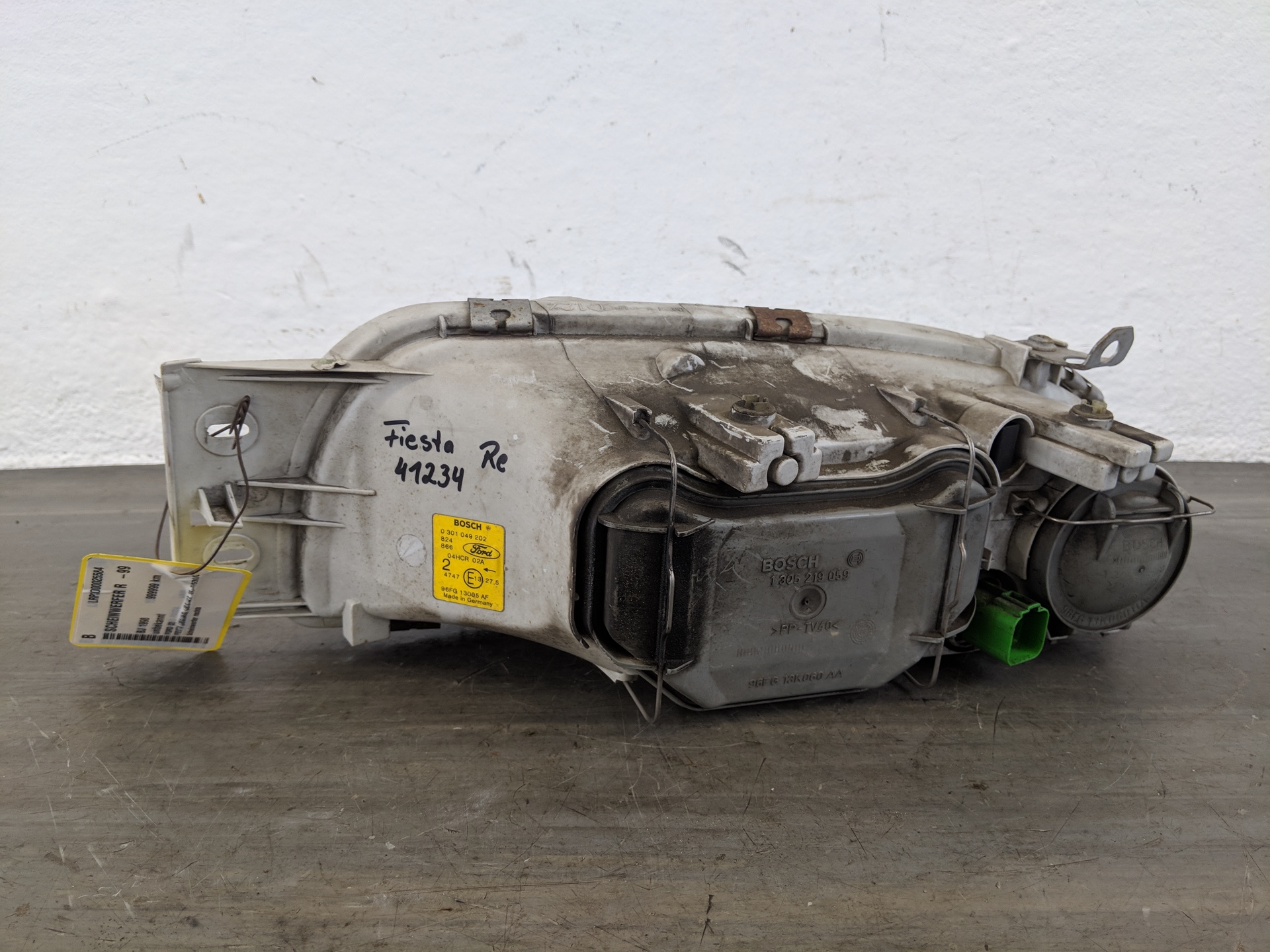 Ford Fiesta JAB JBS Scheinwerfer Frontscheinwerfer Lampe vorn rechts Bosch