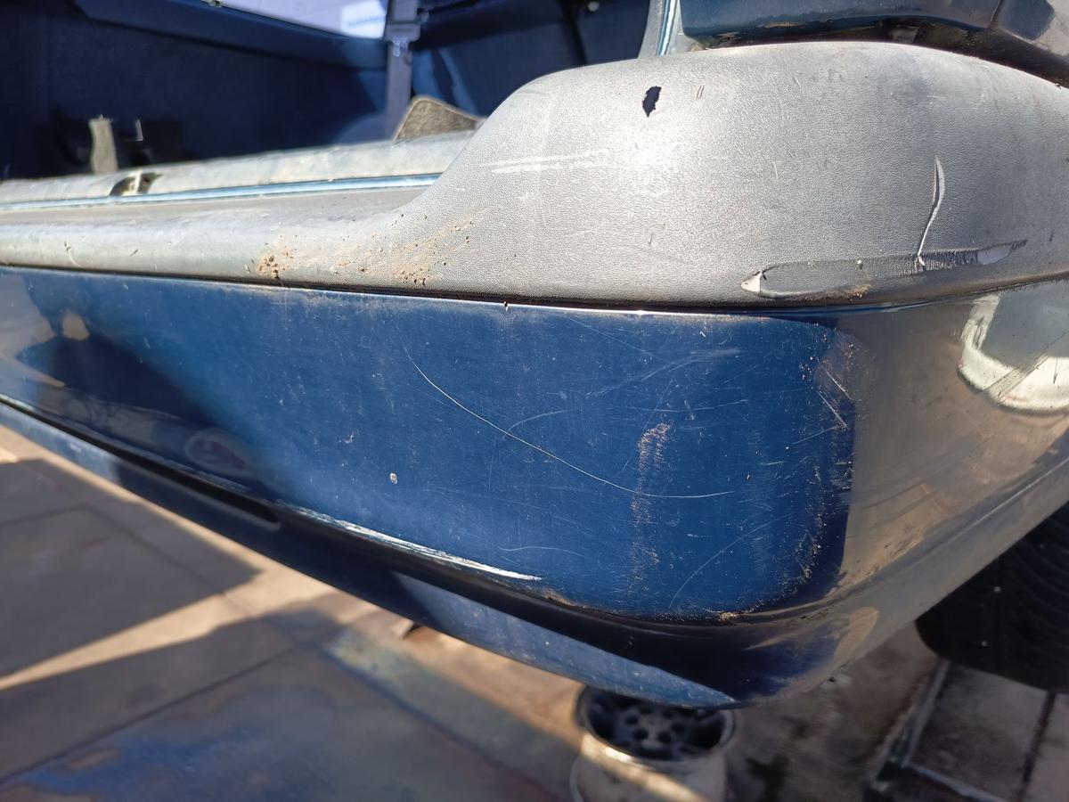 Volvo 850 original Sto&szlig;stange F&auml;nger hinten Heck 417 Royalblau Bj 1995