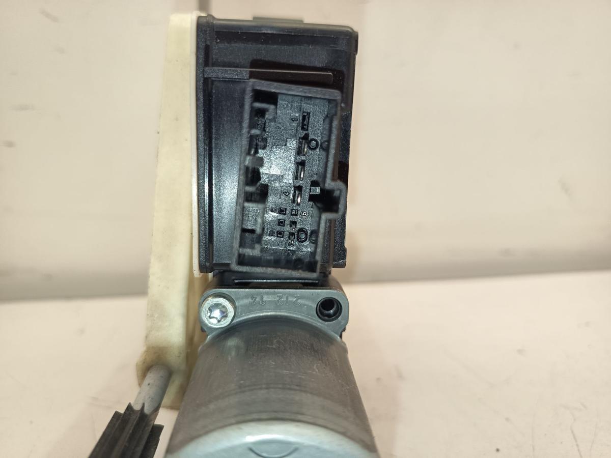 Seat Leon ST 5F original Fensterheber hinten rechts elektrisch Bj 2015