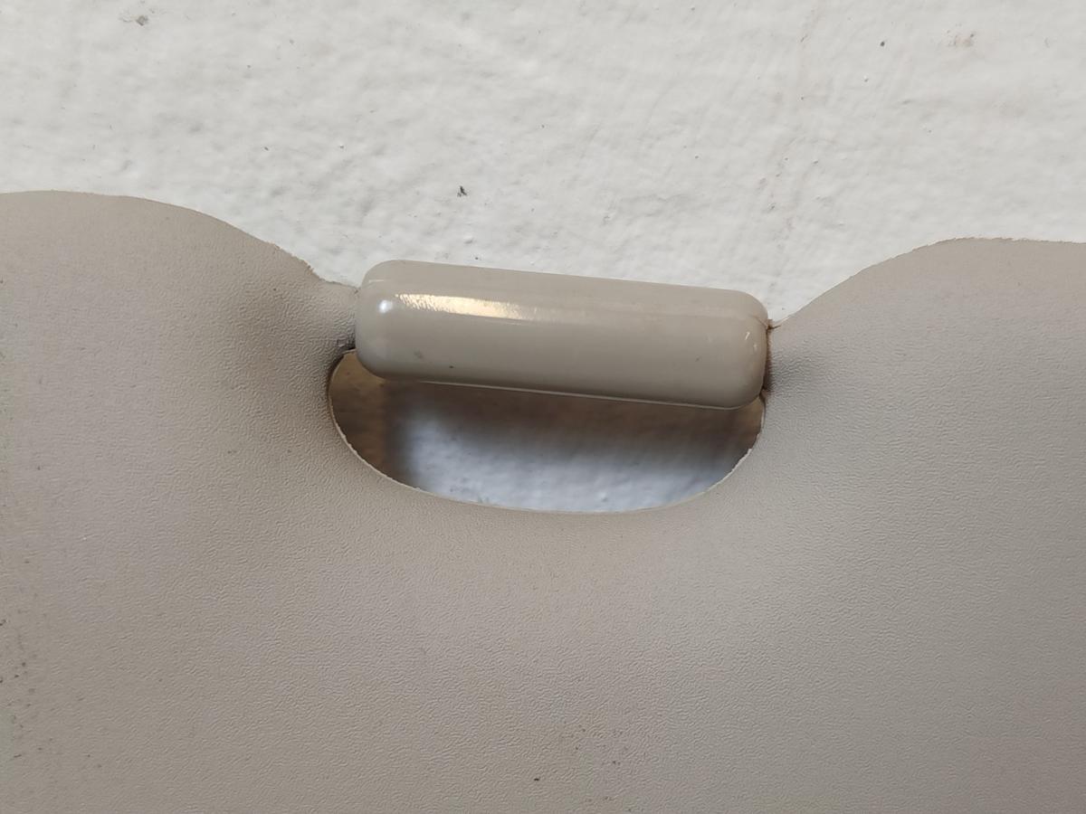 Nissan Leaf ZE1 40kWh Sonnenblende vorn links Fahrerseite mit Spiegel