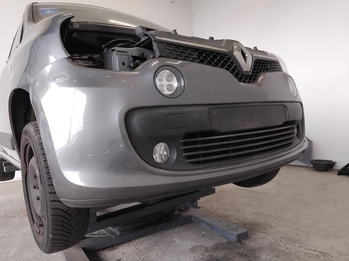 Renault Twingo 3 original Sto&szlig;stange Stossf&auml;nger vorn besch&auml;digt BJ2018