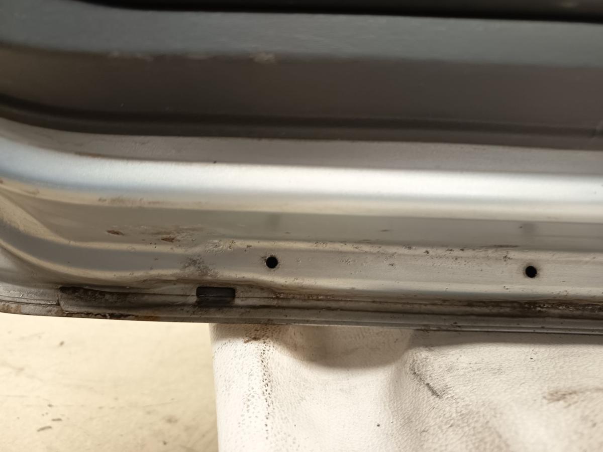 Mitsubishi Colt VI Z30 original Tür vorn rechts Beifahrer T42 Aquablau Bj 2005