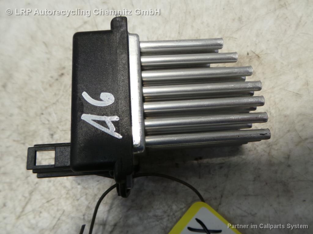 Audi A6 4B BJ 1998 Vorwiderstand 4B0820521 5DS006467-02 Gebläsemotor Innenraumgebläse