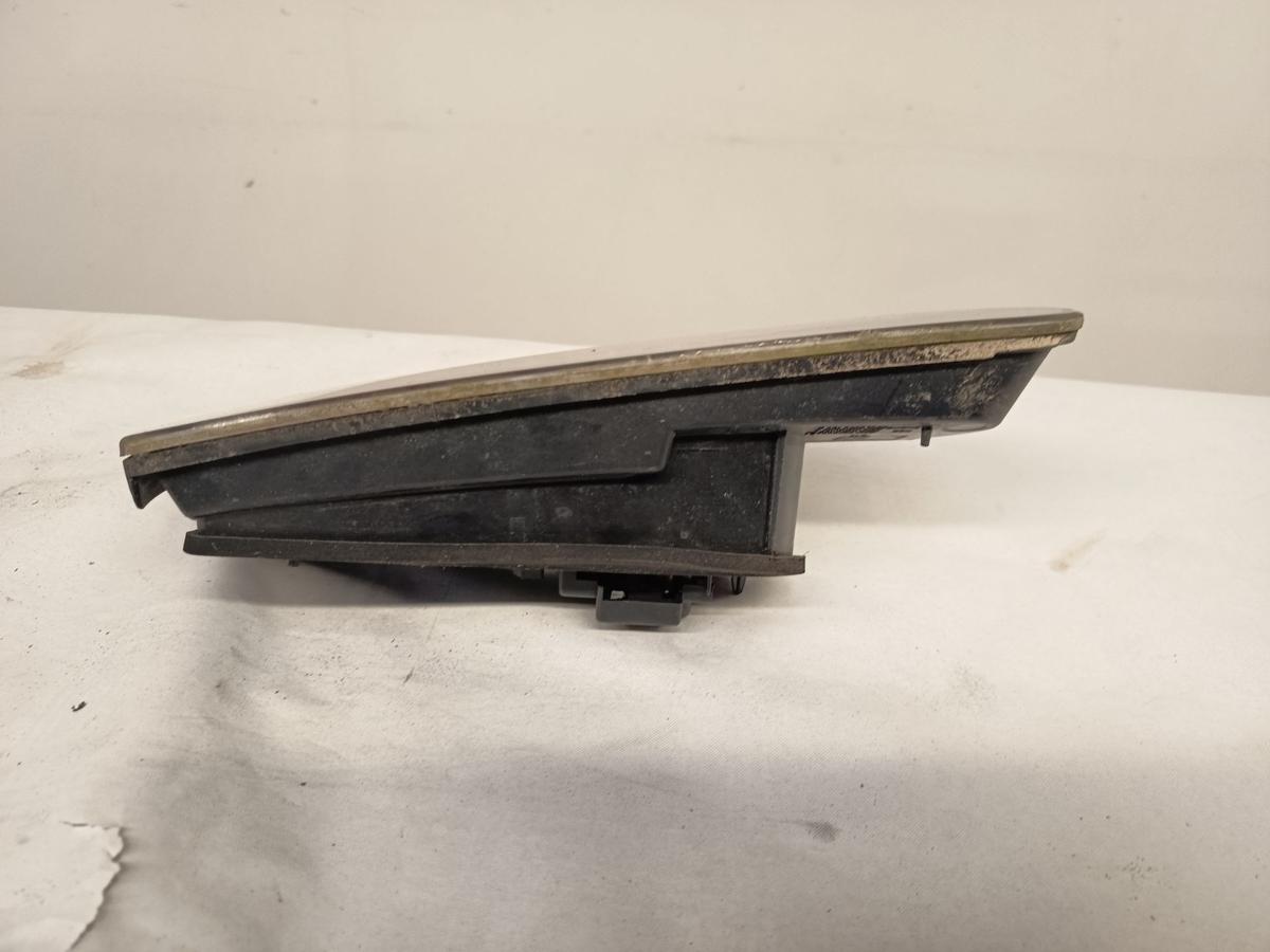 Seat Ibiza 6L original schwarze Rückleuchte links innen an Heckklappe EZ2006