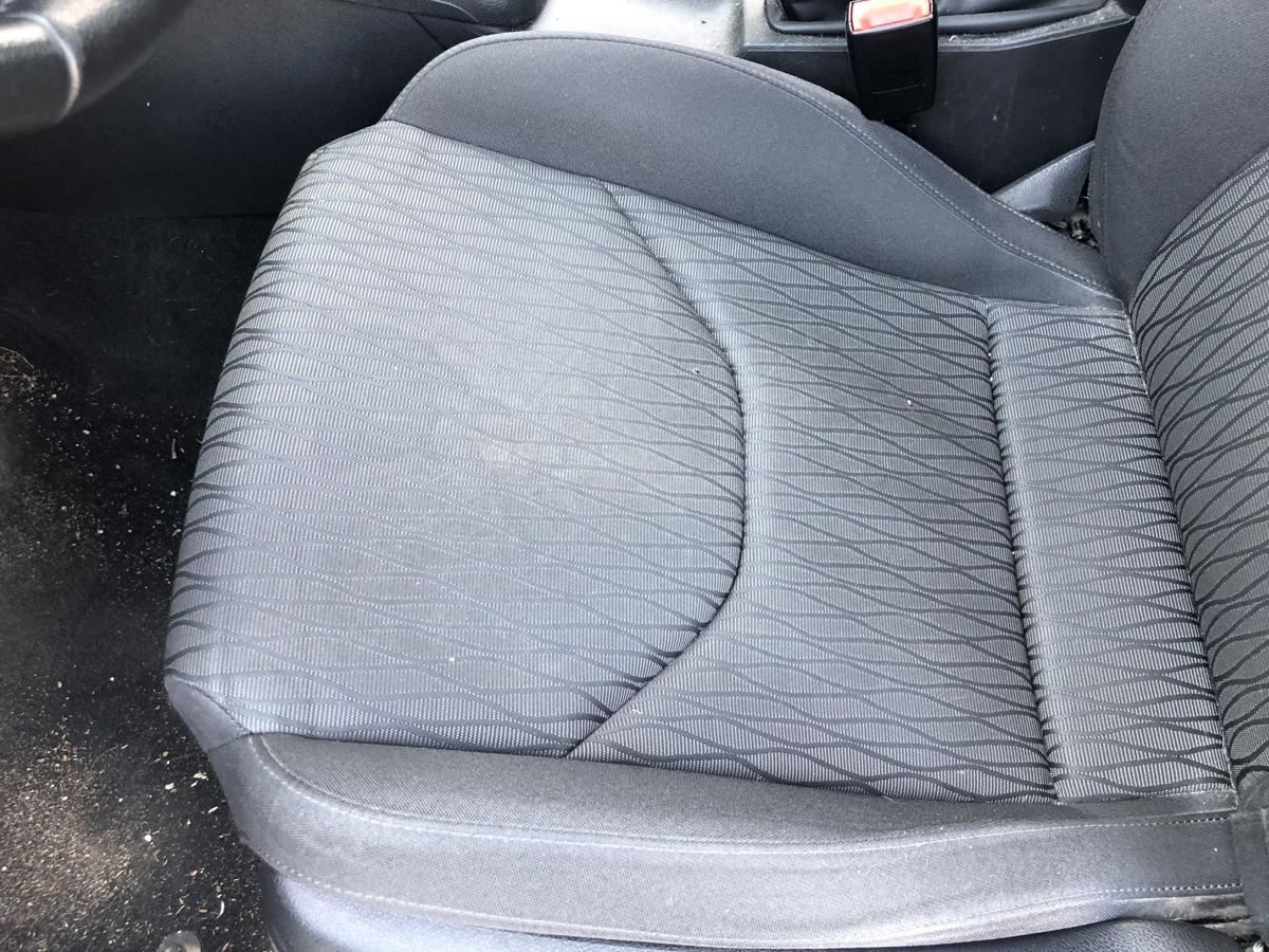 Seat Leon 5F Sitz vorn links Fahrersitz nur f&uuml;r 3 t&uuml;rer Heizung Stoffsitz