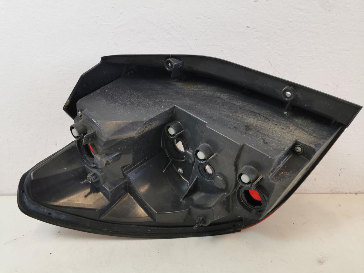 Chevrolet Captiva R&uuml;ckleuchte rechts R&uuml;cklicht Heckleuchte Schlusslicht 06-16