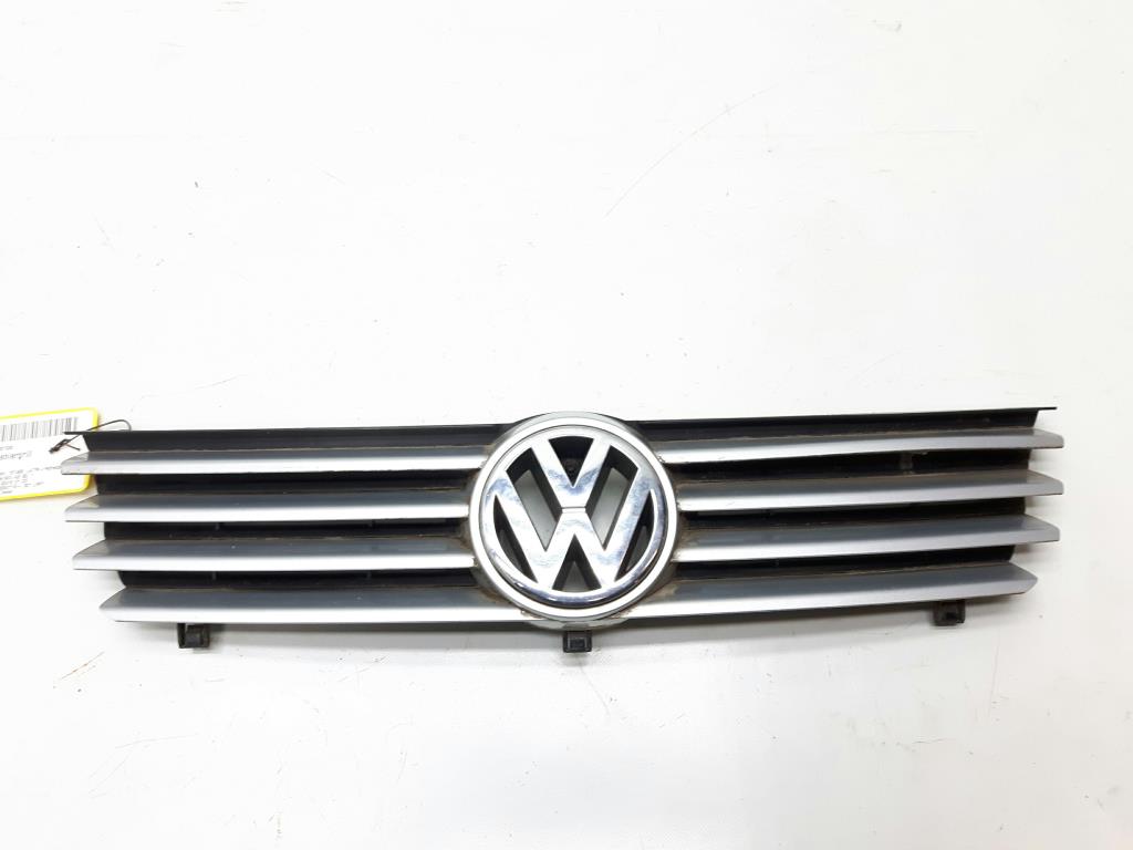 VW Polo 6N2 Bj.2000 original Kühlergrill Faceliftmodell ab 10/99