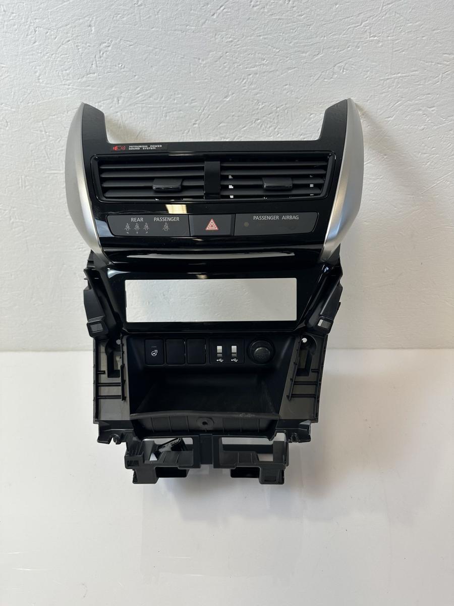 Mitsubishi Eclipse Cross GK0 ab21 Luftd&uuml;sen Luftduschen Mittelkonsole Ausstr&ouml;mer