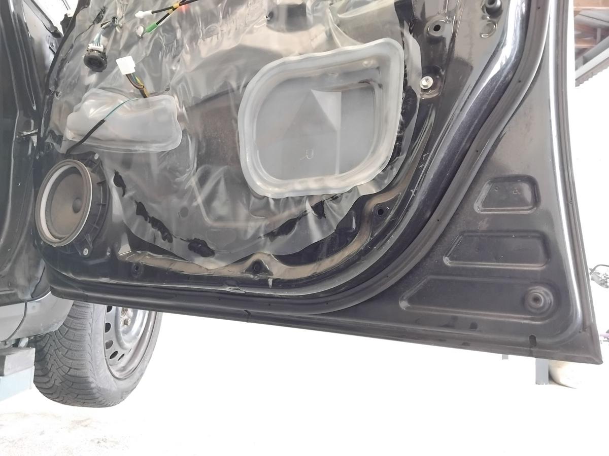Toyota Auris E15 Tür vorn rechts Beifahrertür 5-türig BJ2008 209 Night Sky Black Perleffekt