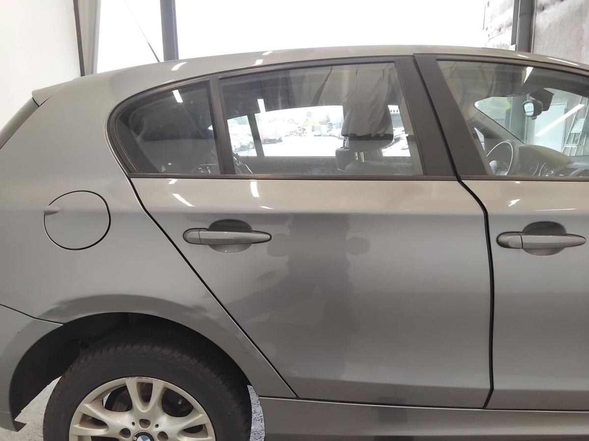 BMW 1er E87 Tür hinten rechts spacegraumetallic A52 BJ2009