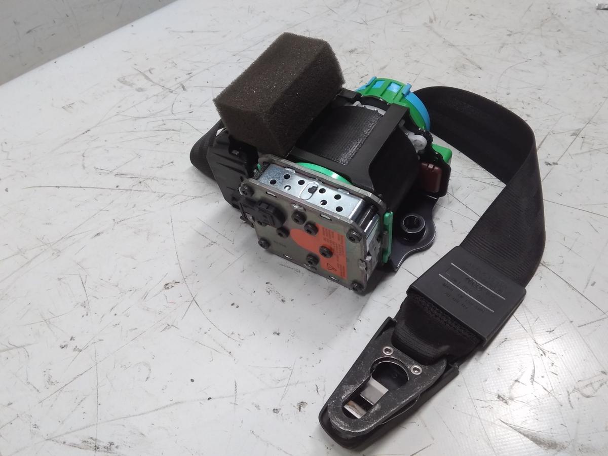Audi A4 8K B8 original Sicherheitsgurt vorn links schwarz unfallfrei Bj.2009