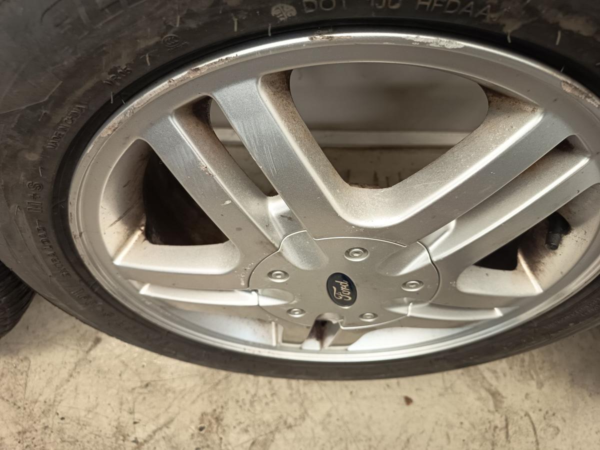 Ford Focus MK1 Satz Alufelgen mit Allwetterreifen 195/55R15 89V Goodride DOT 25