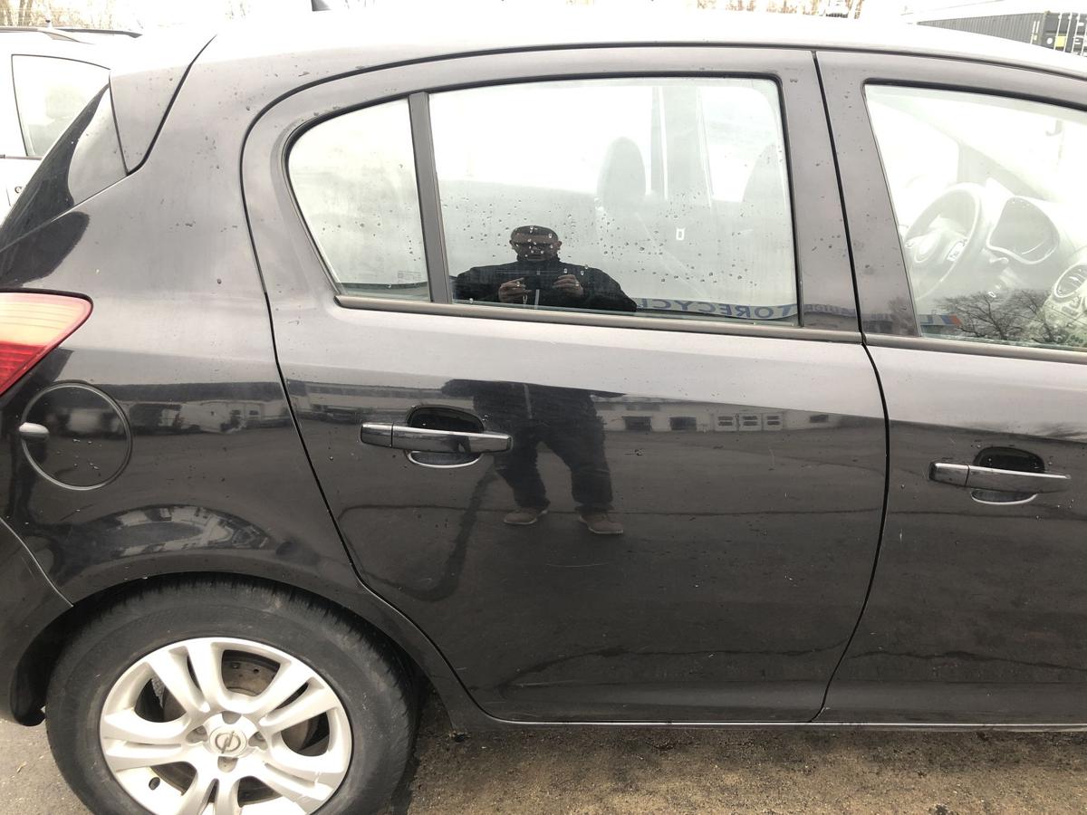 Opel Corsa D T&uuml;r hinten rechts Fondt&uuml;r im Rohbau 2HU Saphirschwarz Met