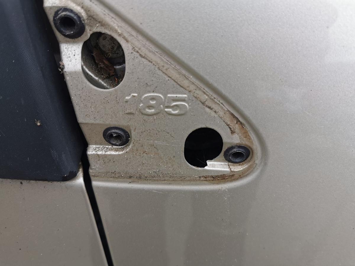 Renault Clio III BR Kotflügel Fender Seitenwand vorn rechts TED11BeigePepper 185