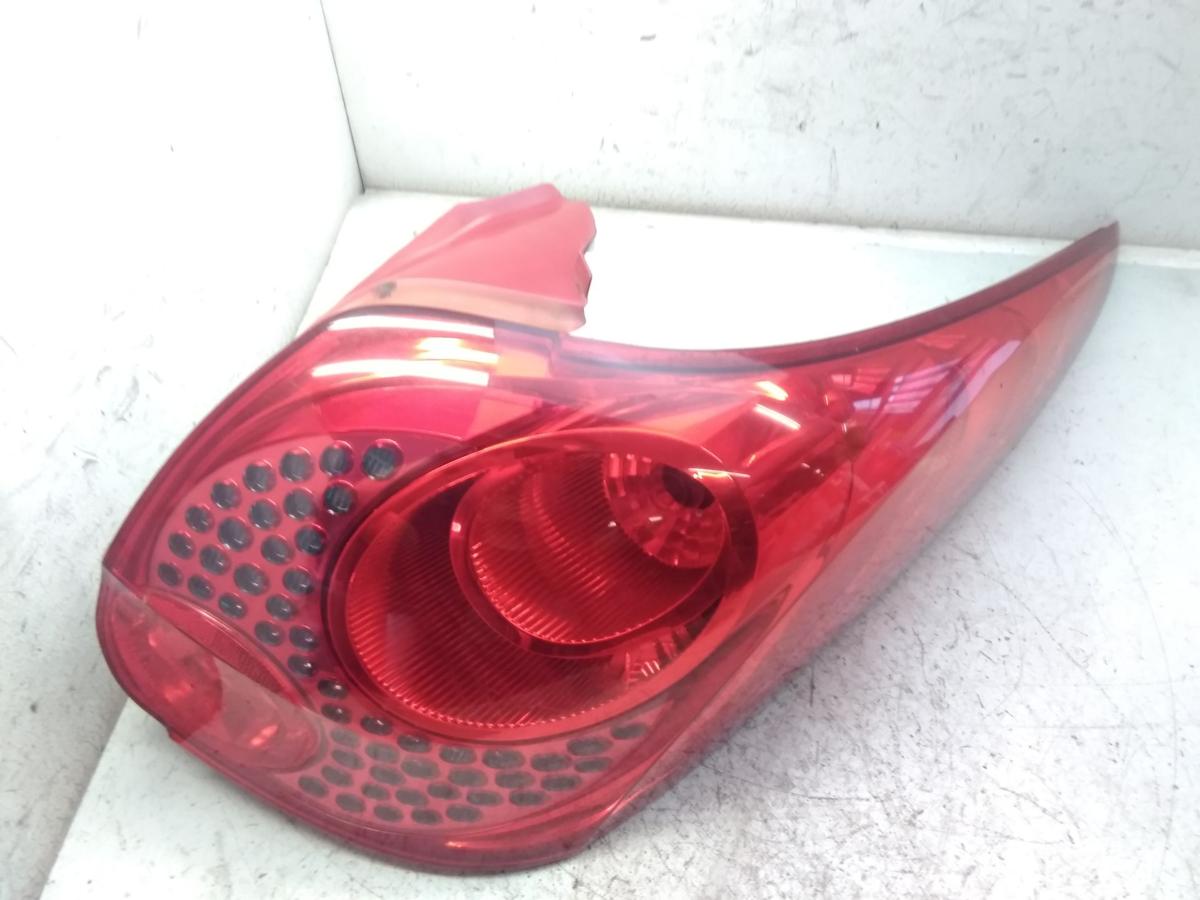 Peugeot 207 SW Kombi orig R&uuml;ckleuchte Heckleuchte Schlussleuchte rechts BJ2008