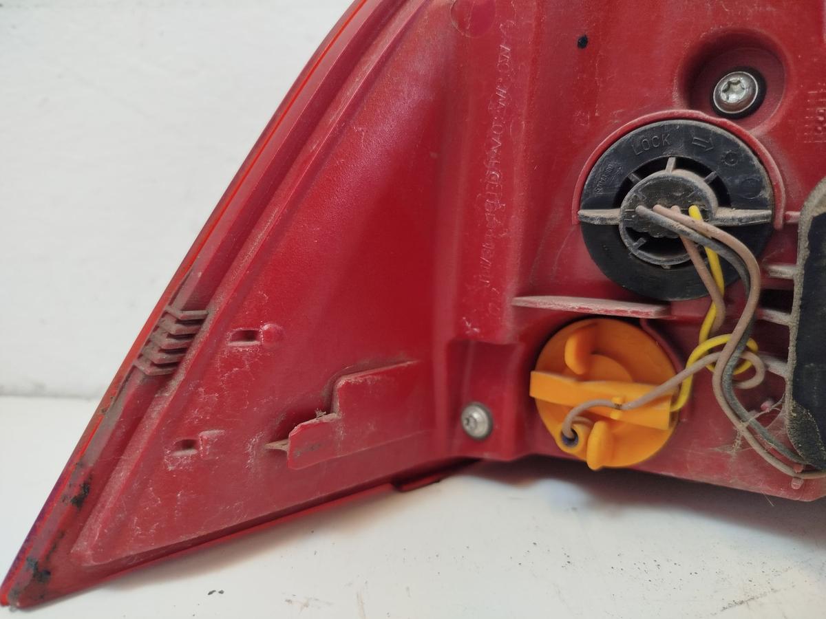 VW Passat 3C B7 Variant R&uuml;ckleuchte au&szlig;en rechts R&uuml;cklicht R&uuml;ckscheinwerfer