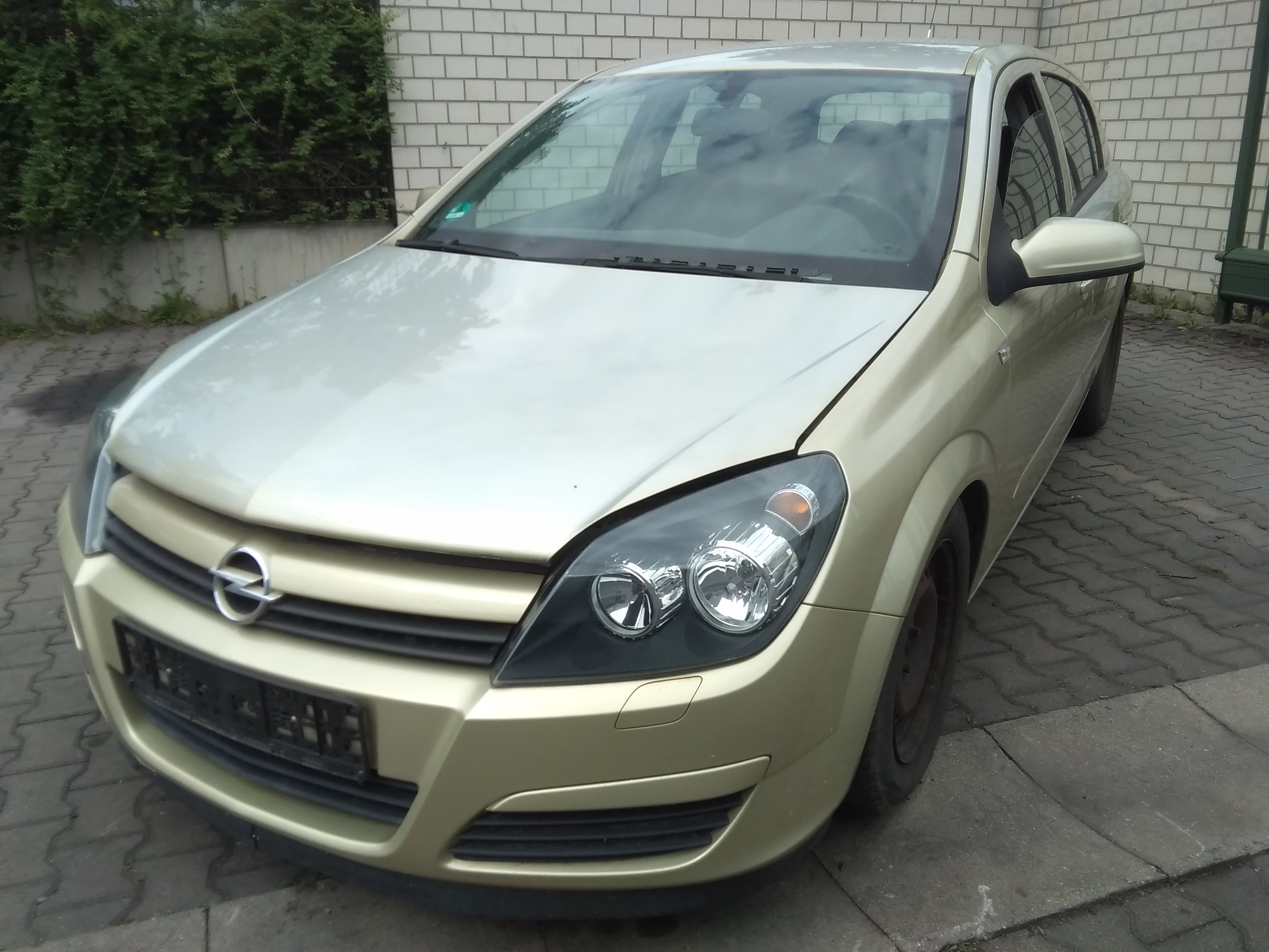 OPEL ASTRA Bj. 2004 orig. Tür vorn rechts 5-trg 4PU Papyrus Met.