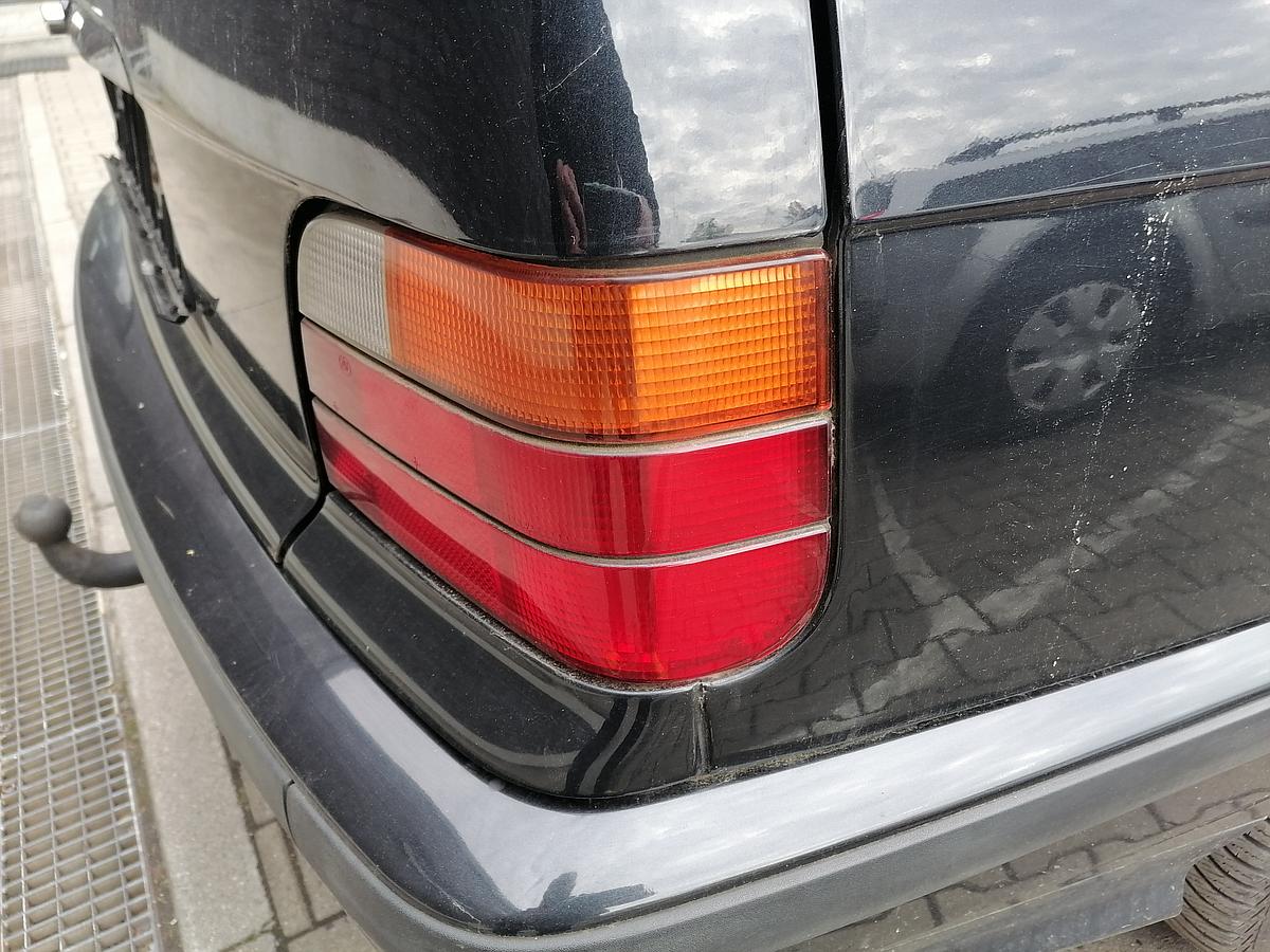 BMW E36 Rücklicht rechts Rückleuchte Heckleuchte Touring BJ96-98