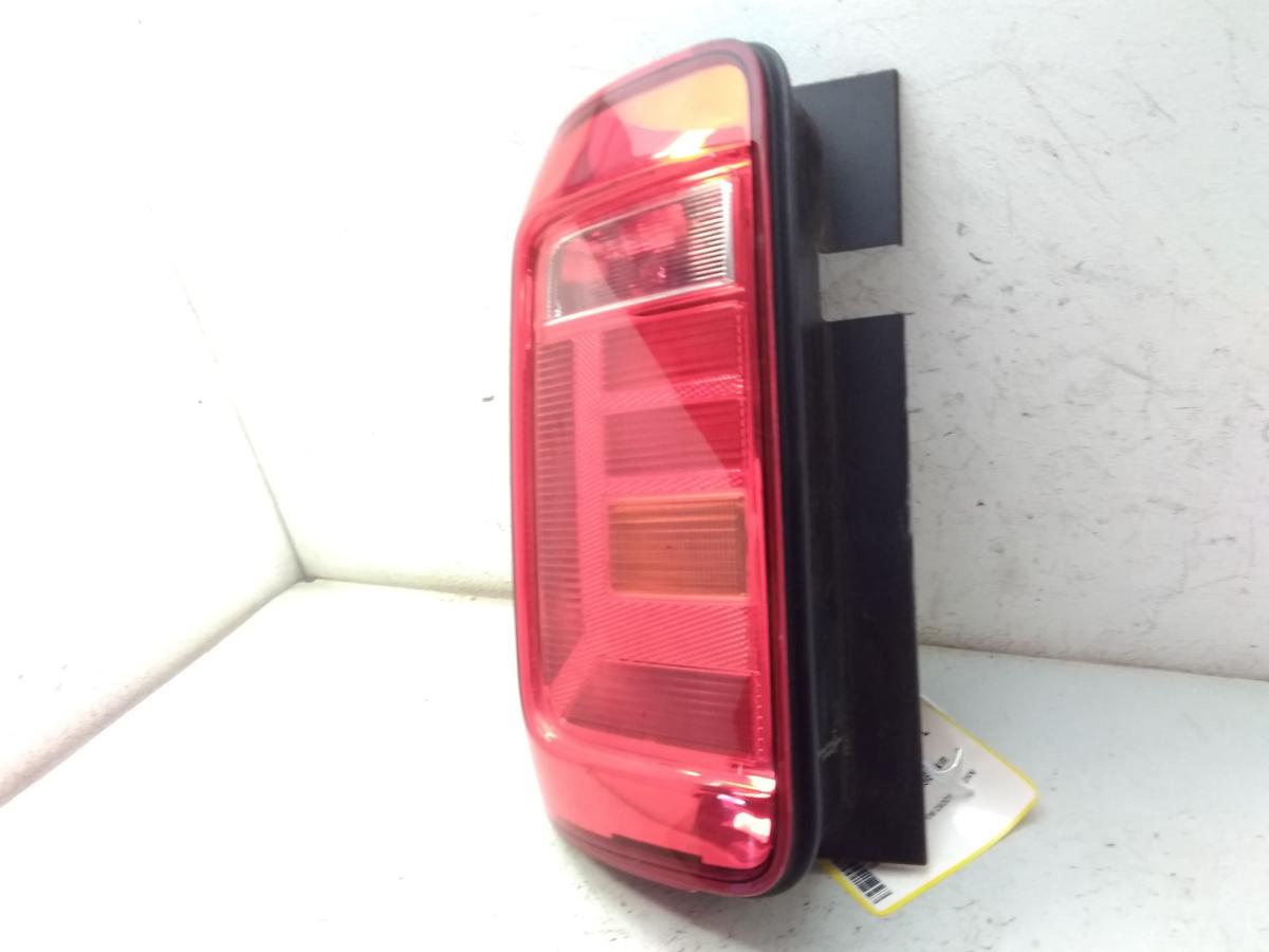 VW Caddy 4 SA original R&uuml;ckleuchte Heckleuchte links mit Lampentr&auml;ger Bj.2019