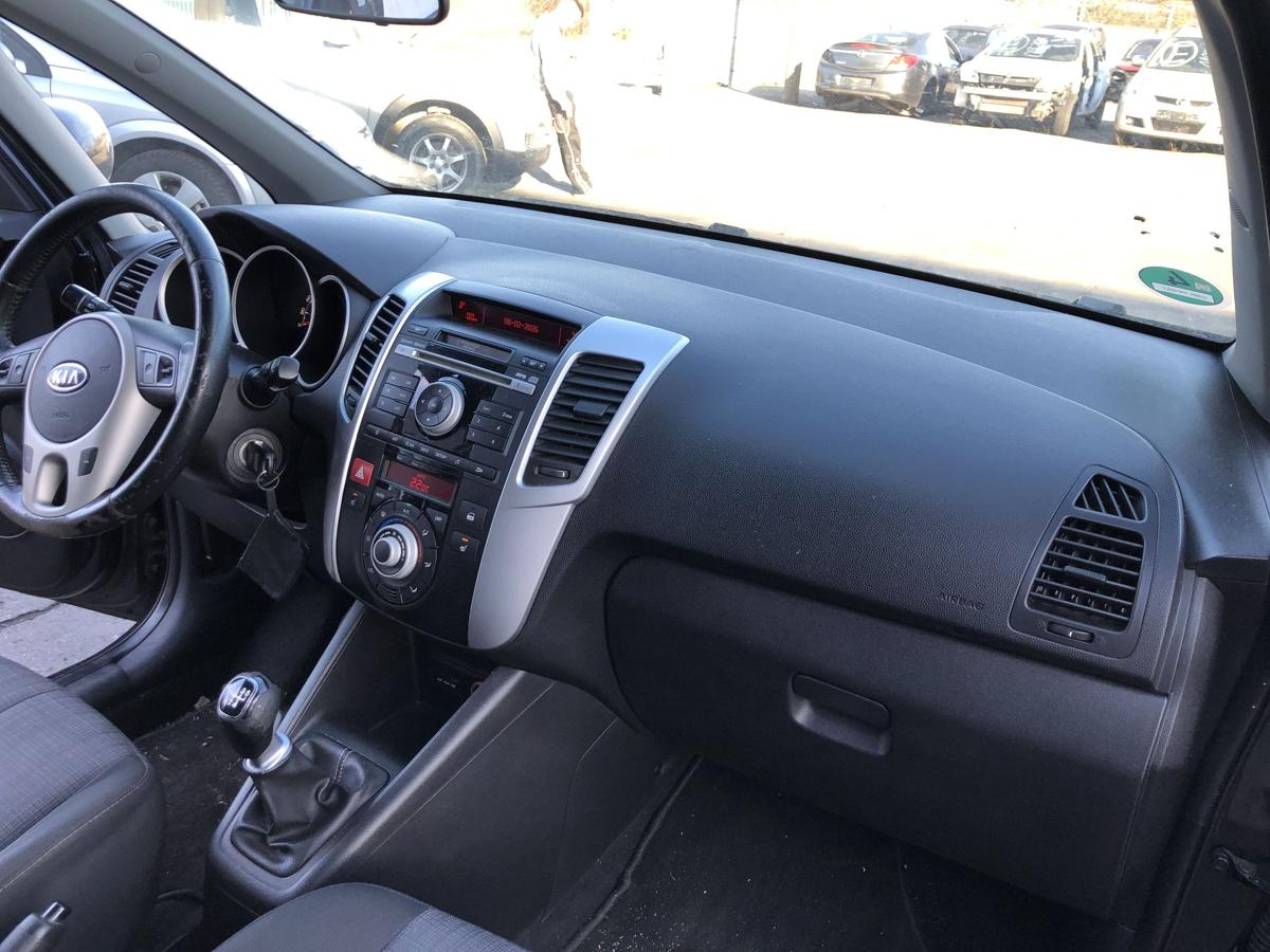 Kia Venga YN Armaturenbrett im Rohbau Armaturentafel Cockpit Dashboard