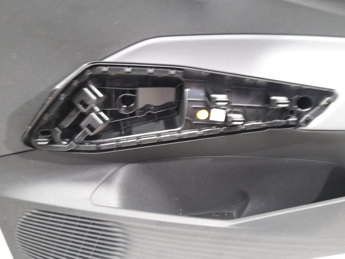 VW ID.3 Bj. 2020 orig. Türverkleidung vorne rechts für elektr Fensterheber