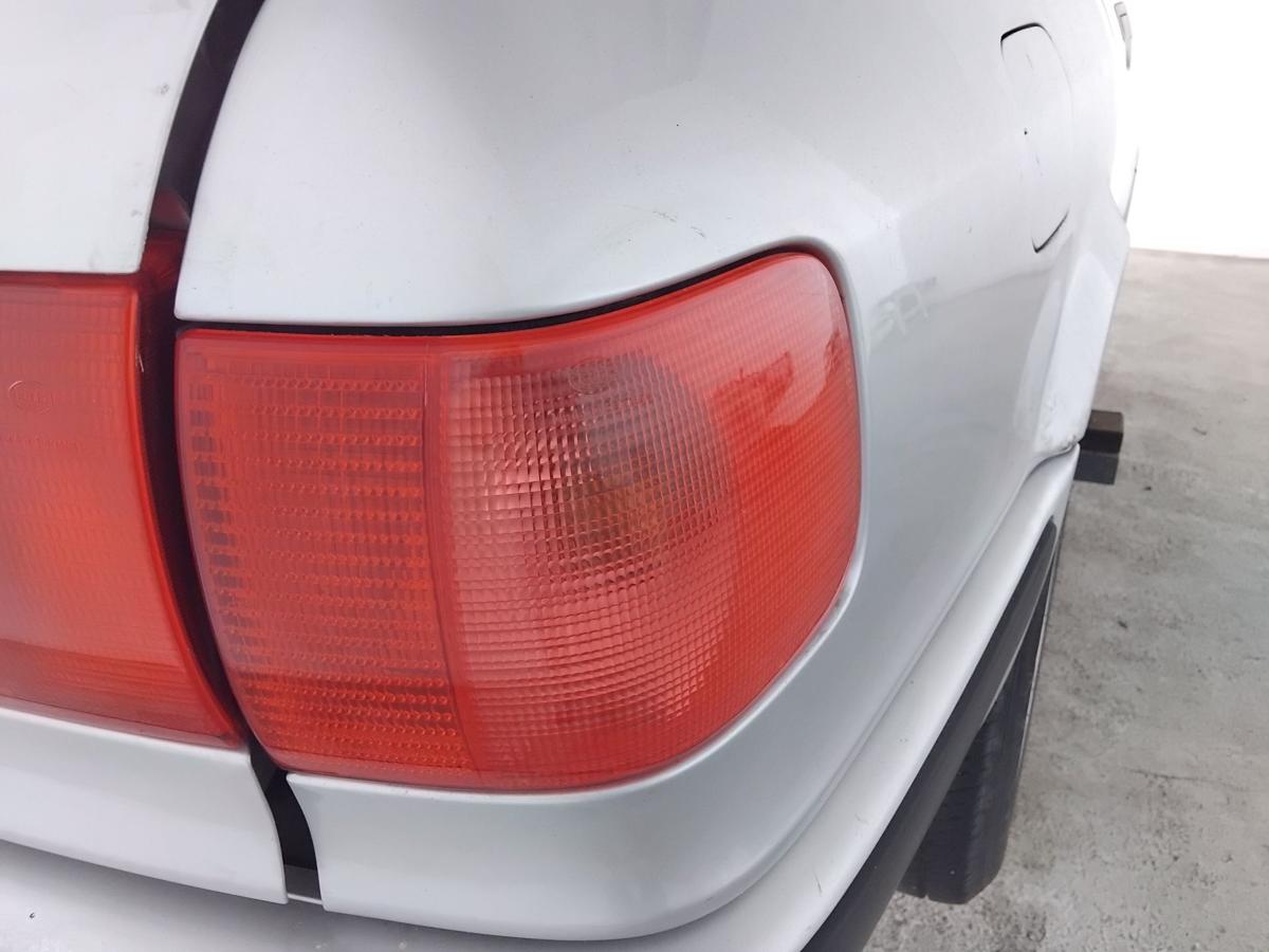 Audi 80 B4 Limousine original R&uuml;ckleuchte Heckleuchte rechts au&szlig;en BJ1992