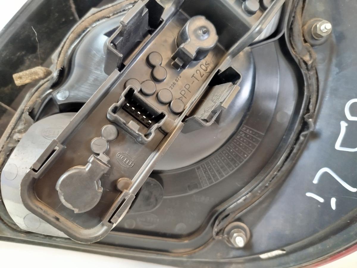Nissan Almera N16 Facelift Rückleuchte links Rücklicht Heckleuchte ab 2002