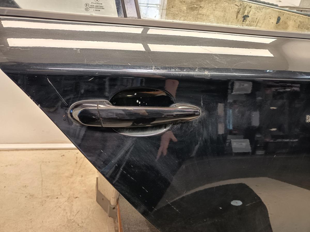 BMW 1er E87 original T&uuml;r hinten rechts schwarz Baujahr 2005