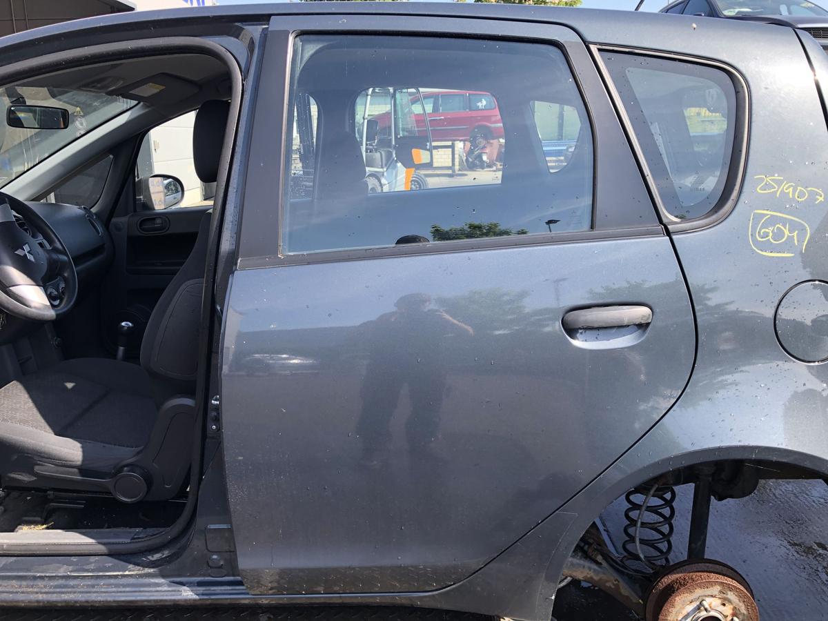 Mitsubishi Colt Z30 original Tür hinten links Fond U05 Quarzgrau Bj 2009