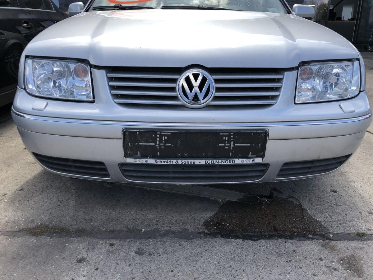 VW Bora 1J Sto&szlig;f&auml;nger vorn Frontsch&uuml;rze SRA Highline Chromleiste LA7W silber