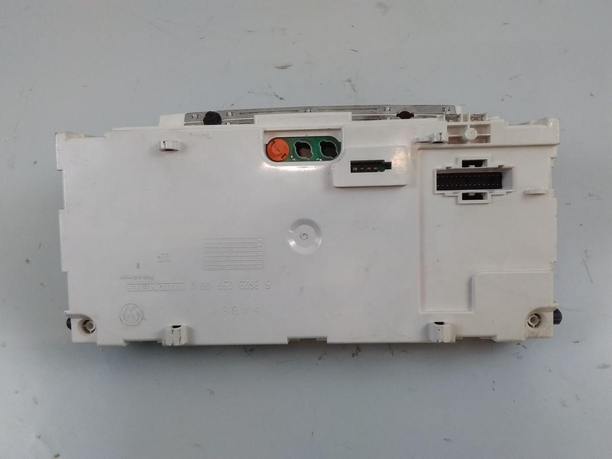 VW Golf 3 Tacho Kombiinstrument 1H0919865A 6160633110 MOTORMETER BJ1997