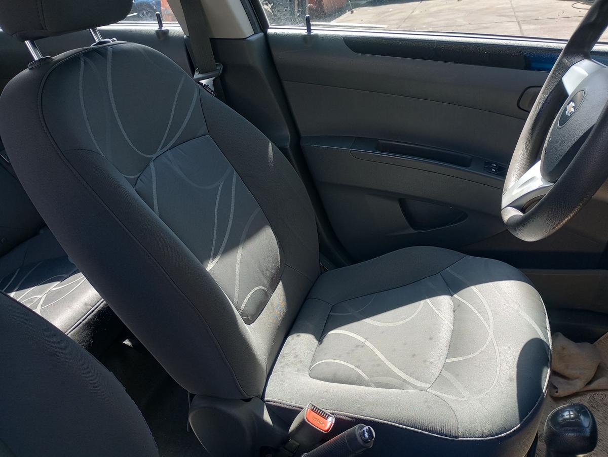 Chevrolet Spark M300 orig Sitz vorn links Sitzheizung Fahrersitz Bj 2010