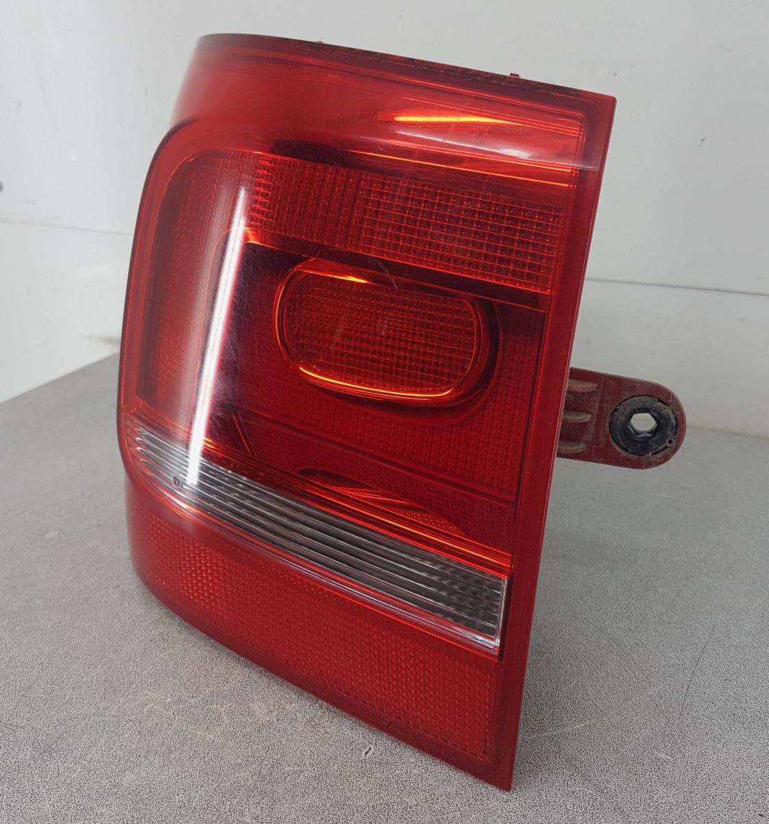 VW Touran 1T3 R&uuml;ckleuchte R&uuml;cklicht au&szlig;en links Bj2013 Modell ab 2010