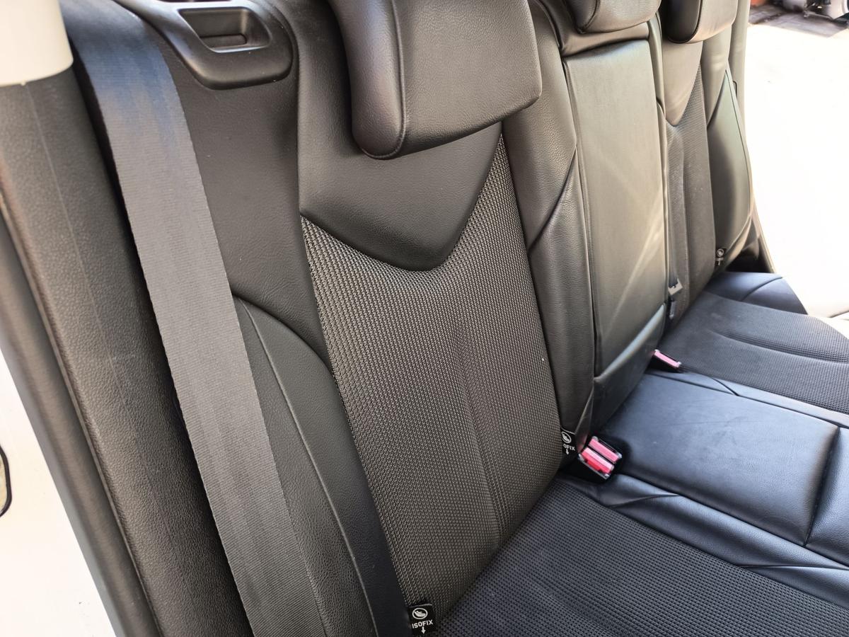 Peugeot 308 GTI original Leder R&uuml;cksitzbank geteilt mit Armlehne schwarz Bj 2011