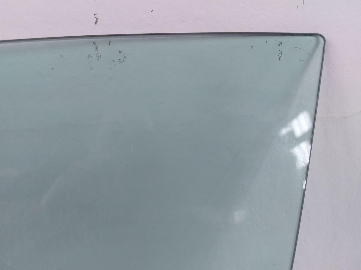 Ford Focus DYB CEW Turnier T&uuml;rscheibe vorne links Seitenscheibe Colorglas