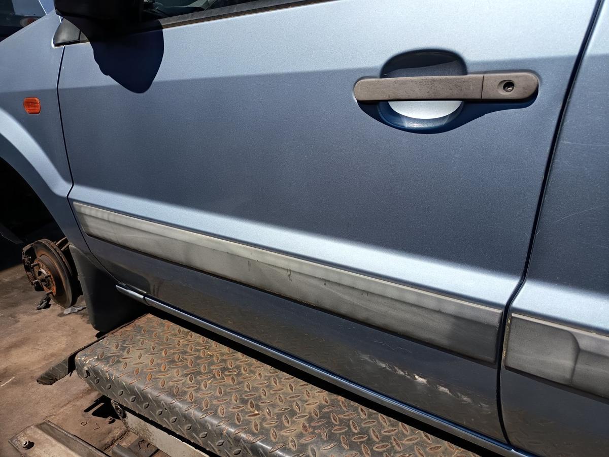 Ford Fusion original T&uuml;r vorne links Blau Tonic Baujahr 2007