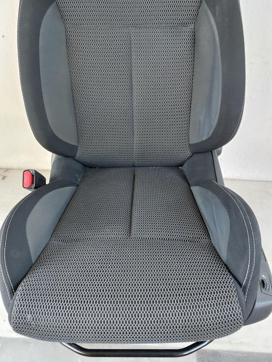 Citroen C4 II Typ N Sitz vorn links Fahrersitz Stoff mit Heizung Autositz OEM