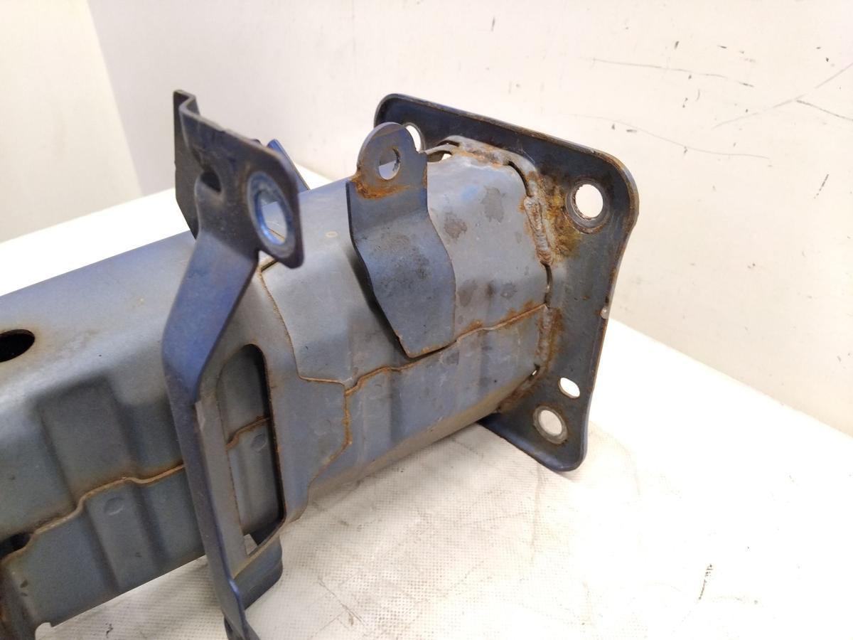 Mazda 3 BK original Tr&auml;ger Verst&auml;rkung Sto&szlig;f&auml;nger Sto&szlig;stange vorn BJ2004