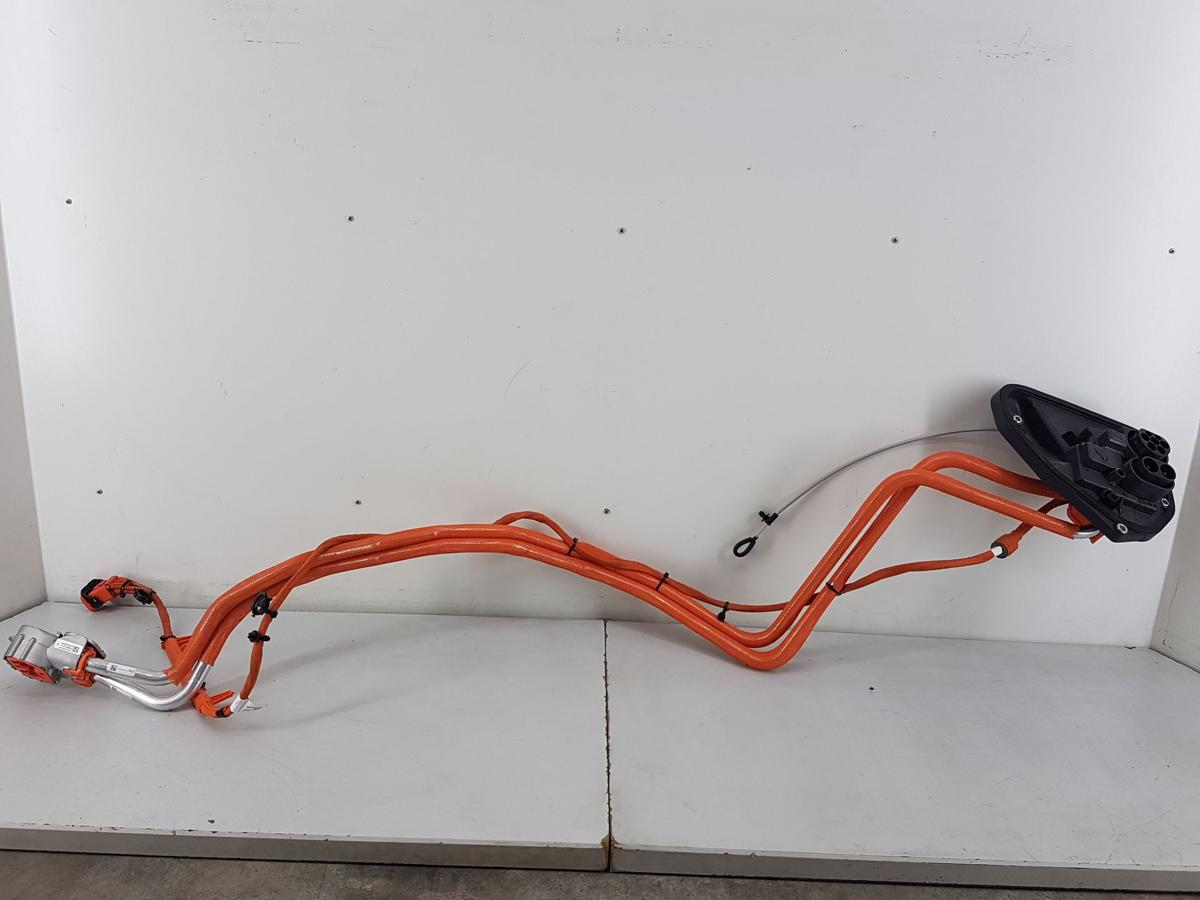 Tesla Model X Hochvoltleitung Ladekabel Bj2022 1569000-60-A mit Ladedose