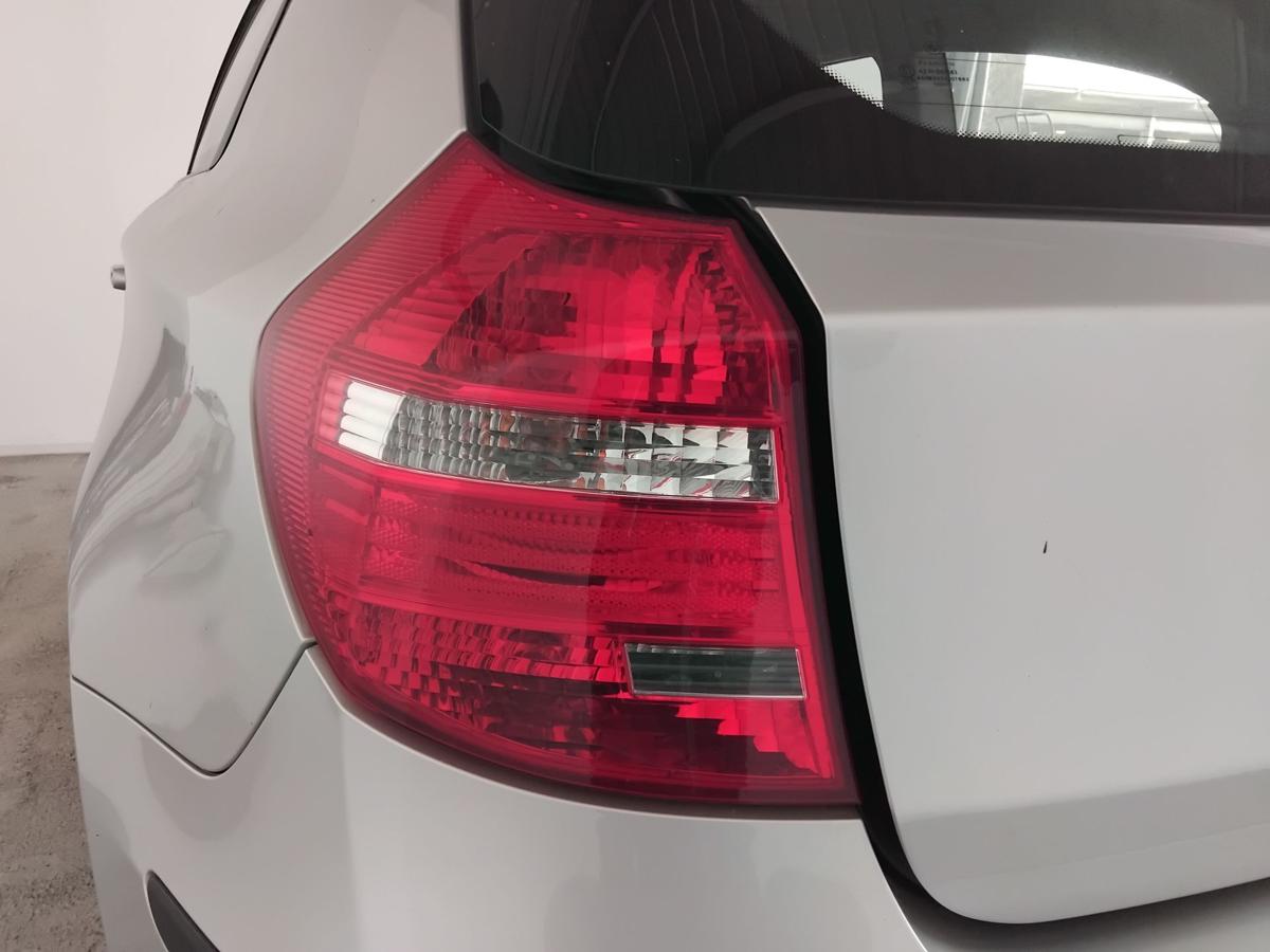 BMW 1er E81 E87 LCI original Rückleuchte Heckleuchte links Facelift BJ2008