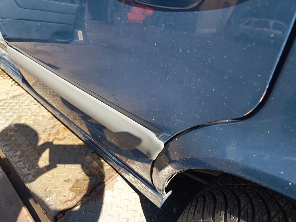 Volvo 850 Kombi original T&uuml;r hinten links Fond 417 Royalblau Bj 1995