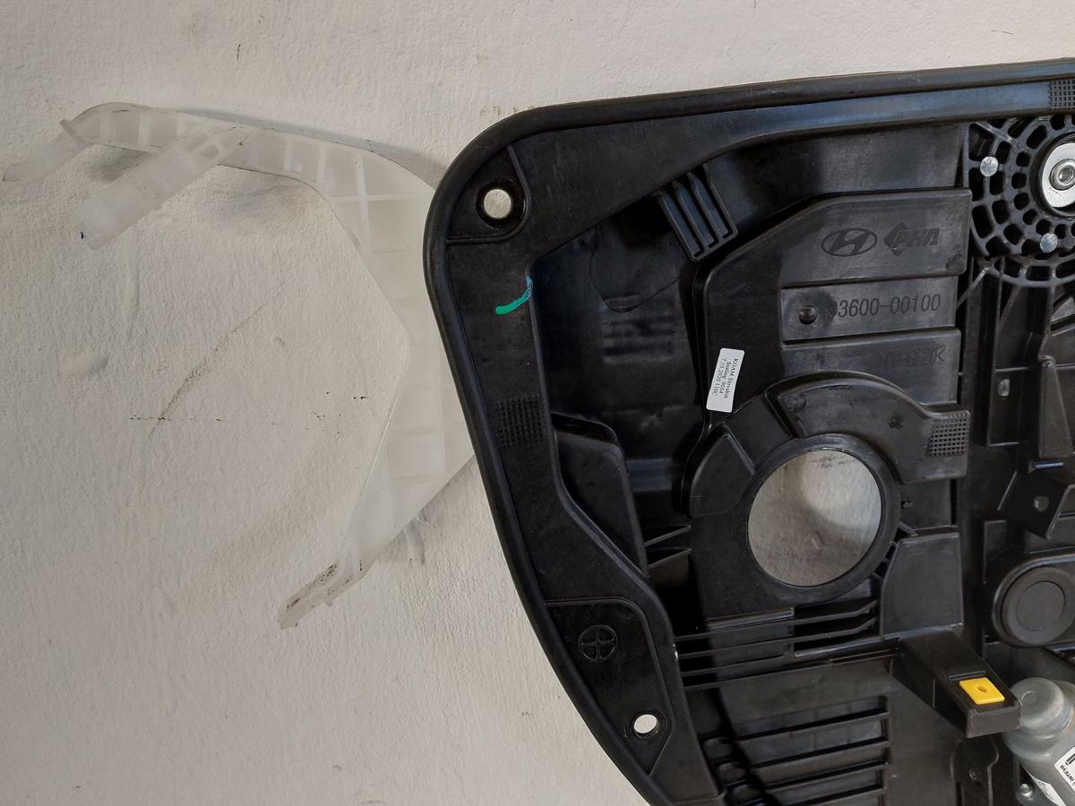 Hyundai i30 PD Mild Hybrid Fensterheber hinten links elektrisch auf Grundplatte