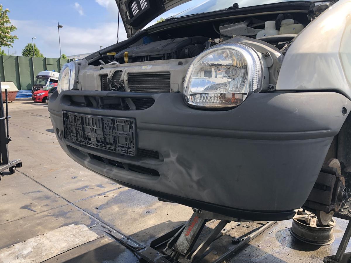 Renault Twingo I original Stoßstange Fänger vorn/Front unlackiert Bj 2006